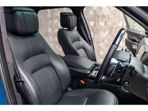 Range Rover SV Golden Edition 4WD - Image 4
