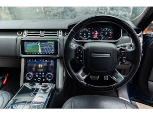 Range Rover SV Golden Edition 4WD - Image 5