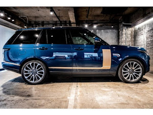 Range Rover SV Golden Edition 4WD - Image 7